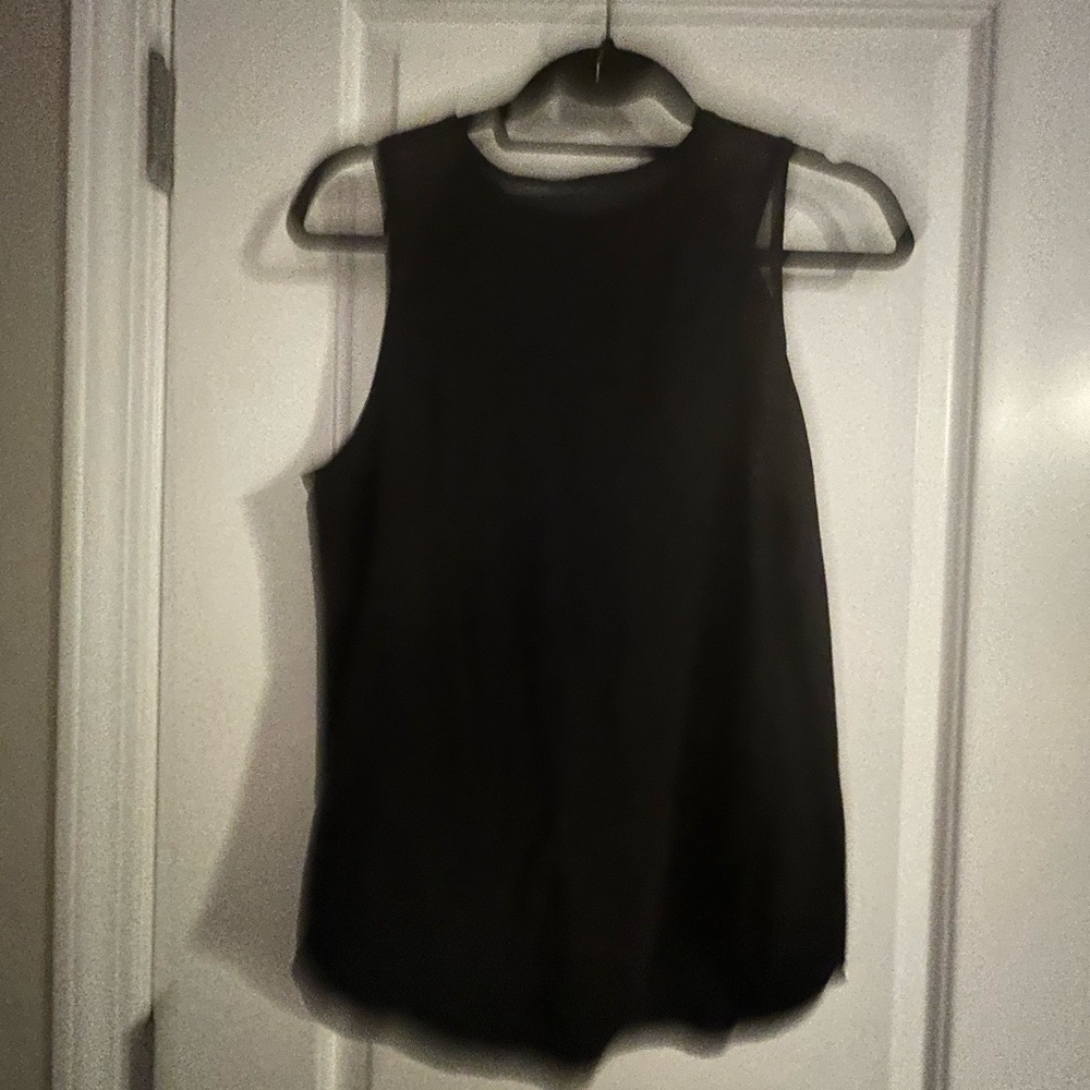 Two Lululemon Sculpt tanks, size 6